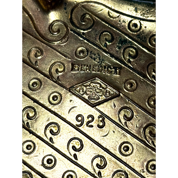 Antique Benedict 923 Trinket Box Jewelry Art Noveau Gilt Bronze Casket *Defect - Picture 13 of 13